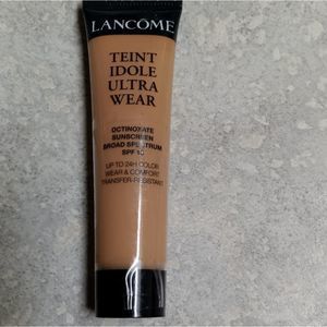 Lancôme teint idole  ultra wear mini. Color 420 bisque.